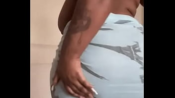 Angolana Gostosa Nadia Pereira, Perfil Dela