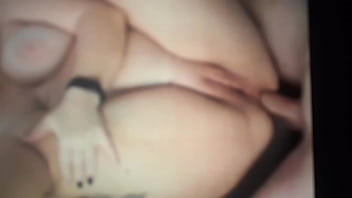 Hola El Patron Salio Y Mi Conpañera De Trabajo Me Pidio Alluda Pues Traia La Berga Parada Pobre Lo Allude