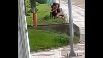 Casal Trepando Na Praça Bem Gostoso
