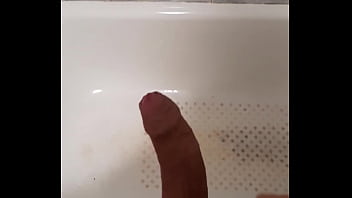 Paja Por La Mañana Antes De La Ducha