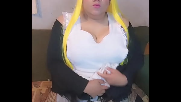 Una Sirvienta Muy Caliente Pt1
