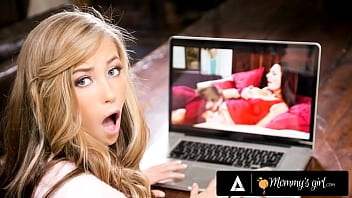 Mommysgirl Mean Girl Carolina Sweets Is Willing At Anything For Stepmommy' Pussy