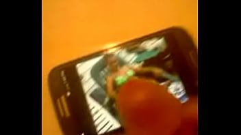 Cummings On Courtney Pic _)