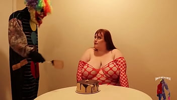 Bbw Gets Stuffed With Cake And Then Fucked Expeditiously