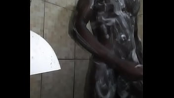 I_m Alone So I Masturbate A Bit . I Want Sexcam Et Ejaculations