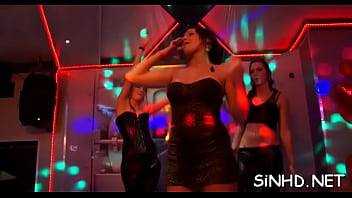 Huge Group Fucking Delights - lesbian, hardcore, blowjob, party, shower, orgy, group-sex - Video 1793941