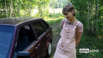 Skinny Girlfriend Fucked In The Bosom Of Nature