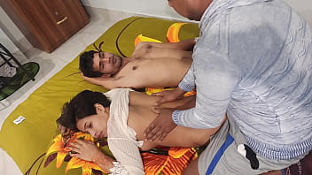 Girlfriend In The Bedroom At Home Fucked Bye Her Boyfriend Sex Time Best Enjoye Deshi Girl / Shathi And Hanif Pk And Shapan