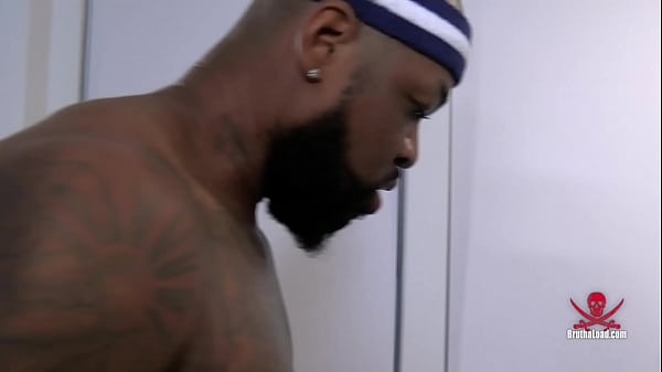 Fucking Some Thug Booty