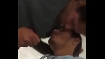 Cadeirante Mamando O Desconhecido