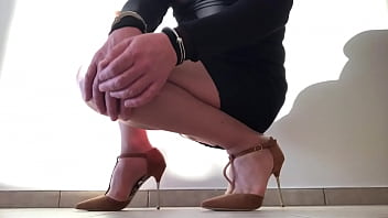 High-heels, Long-legs, Up-skirt, Black-pantyhose, Sexy-legs - Heels - 2025 - Wild - Session - Video 1878211