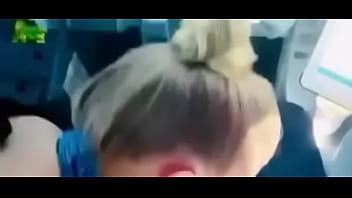 Comissária Mamando Gostoso