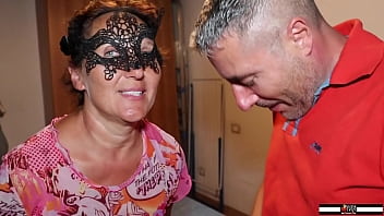 Elisabetta 50yo Invites A Toy Boy For Some Hard Anal Sex