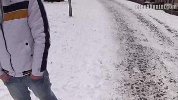 A Few Extra Cash Is All This Guy Needs To Find Out That He Likes Being Gay More Than Being Straight - Bigstr