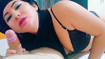 Japinha Pagando Aluguel Na Rússia E Engolindo Esperma