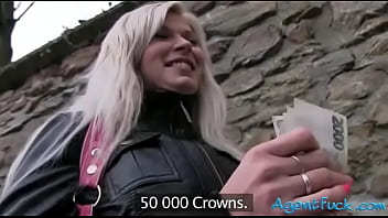 Sexy Amateur Radka Fucked In The Toilet With Stranger For Cash