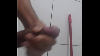 Batendo Uma Punheta No Capricho