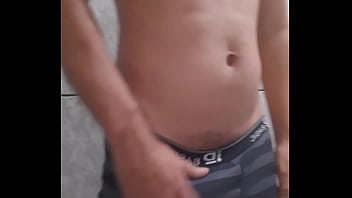 Novinho No Banheiro - teen, boy, nudes, soloboy, novinho, cueca - Video 1621843