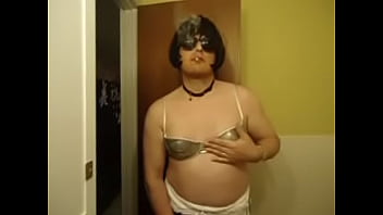 Cd Nikki Smokes In Sexy Silver Bra