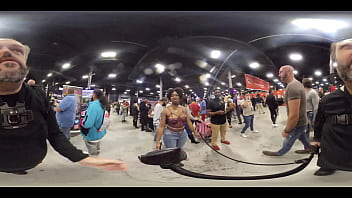 Amateur Ebony Convention Attendee Gives Me Body Tour At Exxxotica Nj 2021 In 360 Degree Vr