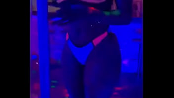 Club Das Malaguetas- Dançando Etripper