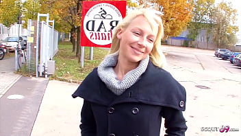 Junge Deutsche Studentin Auf Der Strasse Für Porno Casting Abgeschleppt