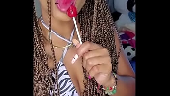 Te Puedes Imaginar Lo Que Mi Lengua Puede Hacer?