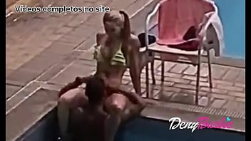 Caiu Na Net (negão Me Chupando Na Piscina Do Clube) Video Completo No: