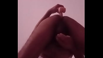 Empujandome Los Frijoles Hasta Venirme