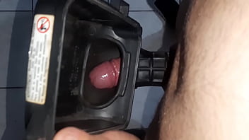 Comendo Cu Provisório