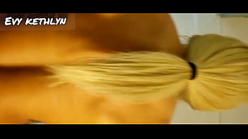 Tirando A Virgindade Do Filho Da Minha Amiga!