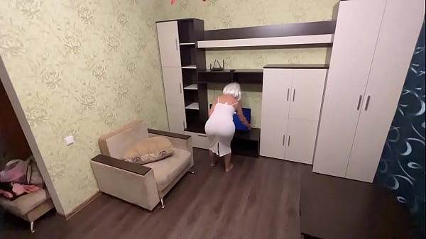 Step Mom Wanted To Deal With The Tv And Got A Dick In The Ass From Her Son