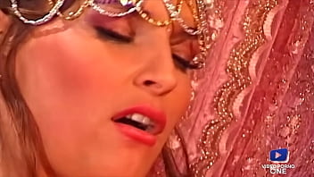 Claudia Jamsson Et Hannah, Enculée Au Pays Des Mille Et Une Nuits