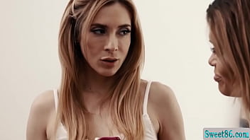 Petite Babe Gizelle Blanco Licks Blonde Ava Sinclaires Pussy