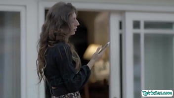 Brunnette Ts Jade Venus Deepthroats Big Cock And Gets Ass Fucked