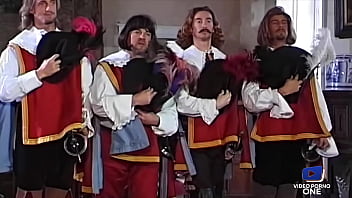 Dru Berrymore, Bourgeoise Bien Baisée Par Les Trois Mousquetaires