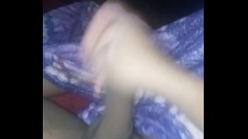 Mostrando A Rola - punheta, gayteen, pau-duro - Video 1831568