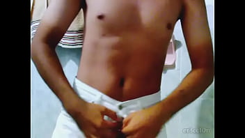 Jugando La Verga Un Rato