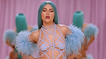 Luísa Sonza Semi Nua E Muito Mais Mostrando Seu Rabo No Seu Novo Clipe