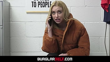 Step Mom Teaches Her Burglar Daughter How To Deal With Security Officers, Aaliyah Love, Chloe Cherry