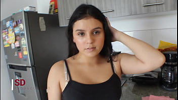 De Visita En Casa De Mis Padres,me Follo A La Zorra De Mi Hermanastra