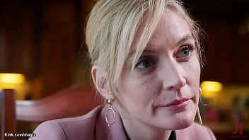 Blonde Sells Stepsis For Will