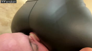 Petite Princess Kira In Leather Legging Ignore Face Sitting And Footdom Femdom