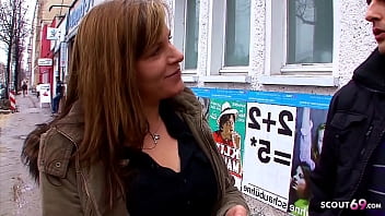 Deutsche Mutter Auf Der Strasse In Bochum Abgeschleppt F_r Casting