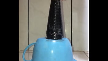 Plug, Cone - Unknown - 2025 - Incredible - Show - Video 1565997