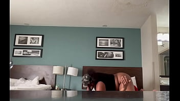 Yellow: Robbing The Pussy