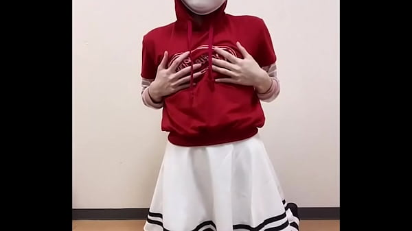 Girl In Skirt Masturbates