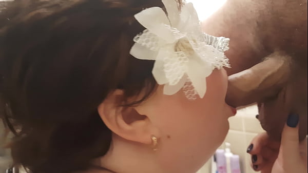 Short-haired Curvy Slut Sucks Cock Like A Pro In The Shower, Swallows All The Cum