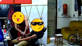 Depilei O Saco Do Novinho E Mamei O Pauzao Gostoso Dele