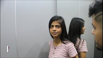 Me Follo A Mi Nueva Vecina Del Conjunto Residencia- Porno En Español